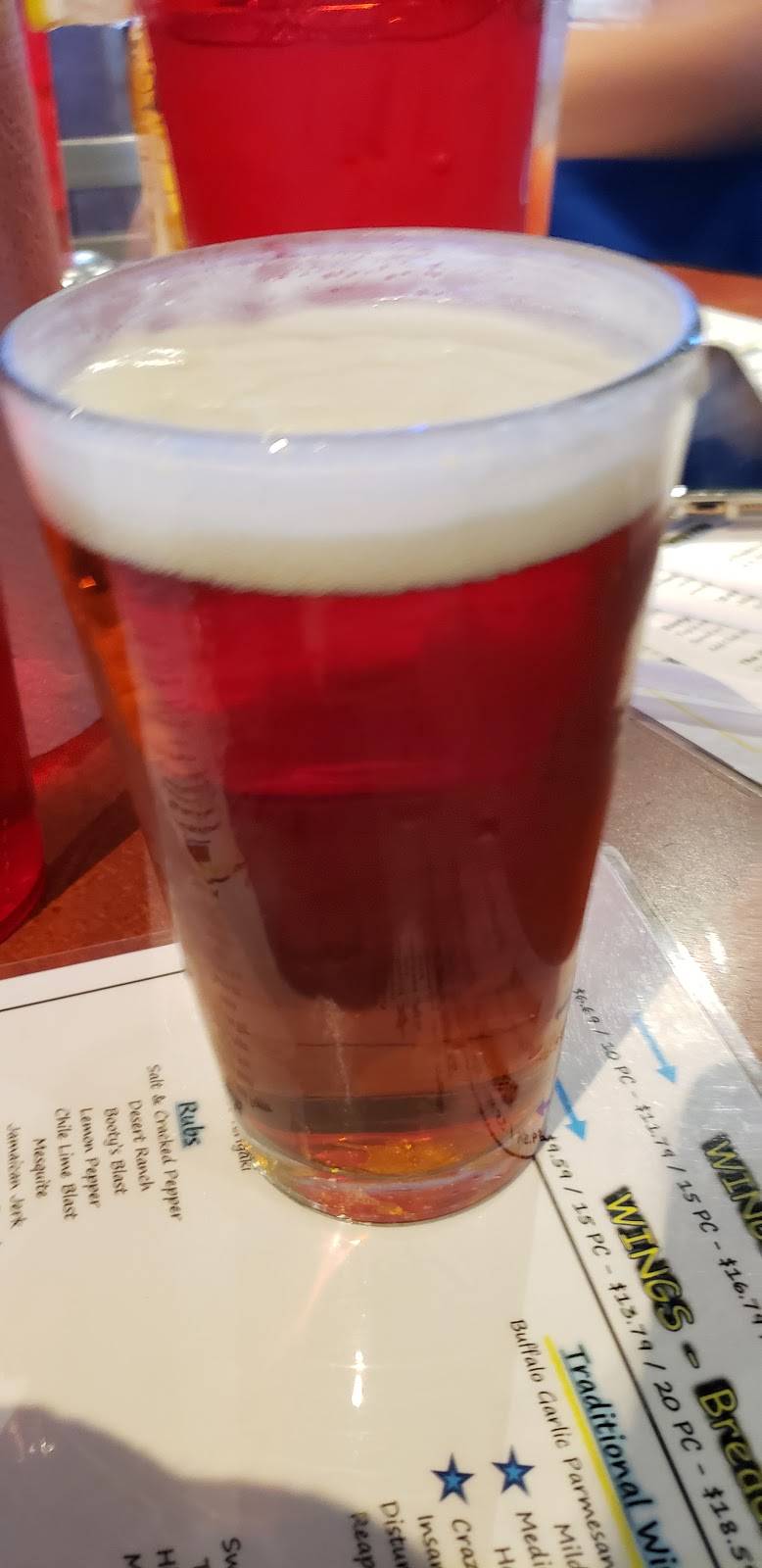 Bootys Wings Burgers & Beer | restaurant | 13375 W McDowell Rd Suite #101, Goodyear, AZ 85395, USA | 6234404739 OR +1 623-440-4739