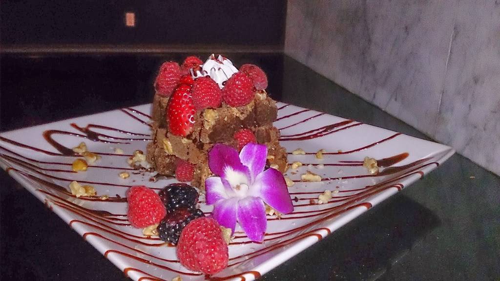 Leon Cafe and Lounge | restaurant | 2519 Cañada Blvd, Glendale, CA 91208, USA | 8182434585 OR +1 818-243-4585