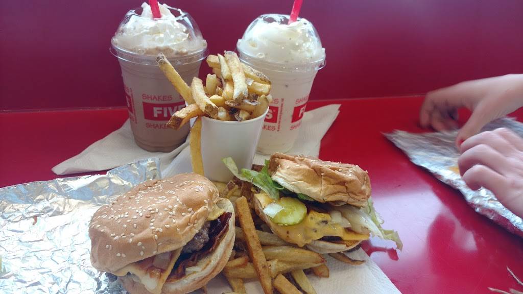 Five Guys | meal takeaway | 878 Stillwater Ave, Bangor, ME 04401, USA | 2079908901 OR +1 207-990-8901