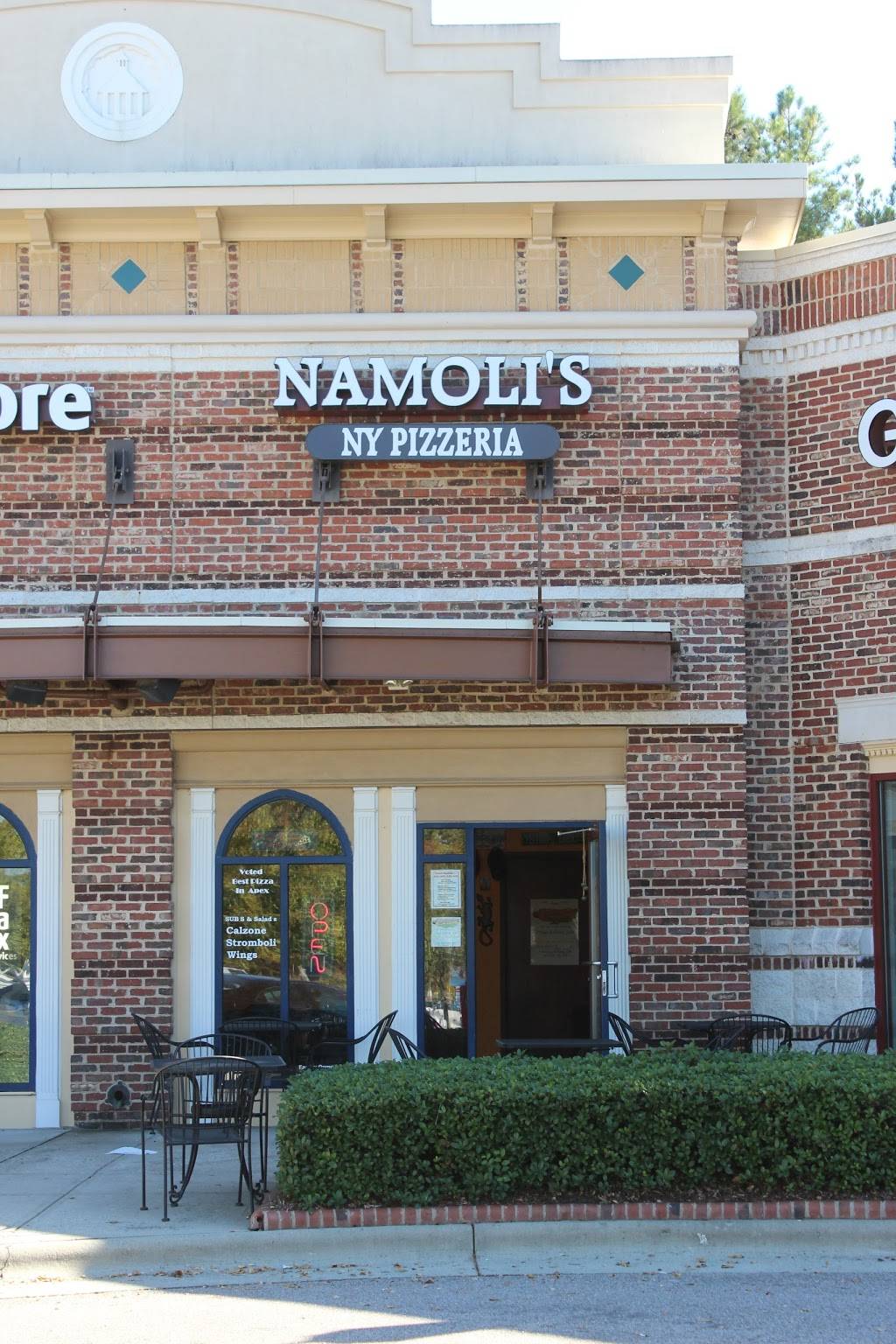 Namolis NY Pizzeria | restaurant | 5444 Apex Peakway, Apex, NC 27502, USA | 9193034888 OR +1 919-303-4888