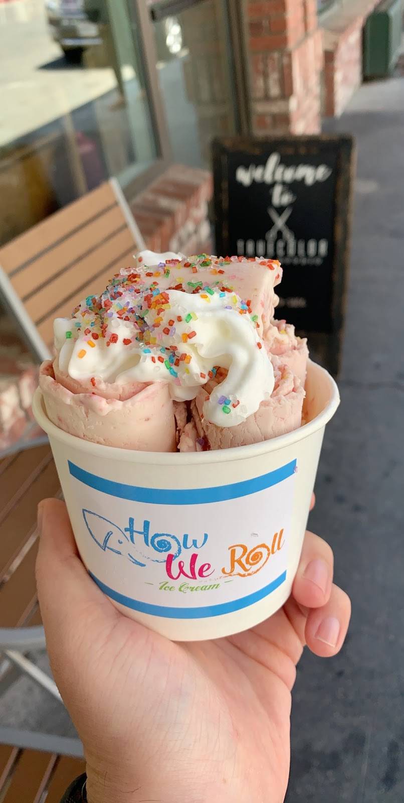 How We Roll Ice Cream | restaurant | 6311, 104 S Church St, Visalia, CA 93291, USA | 5598023277 OR +1 559-802-3277