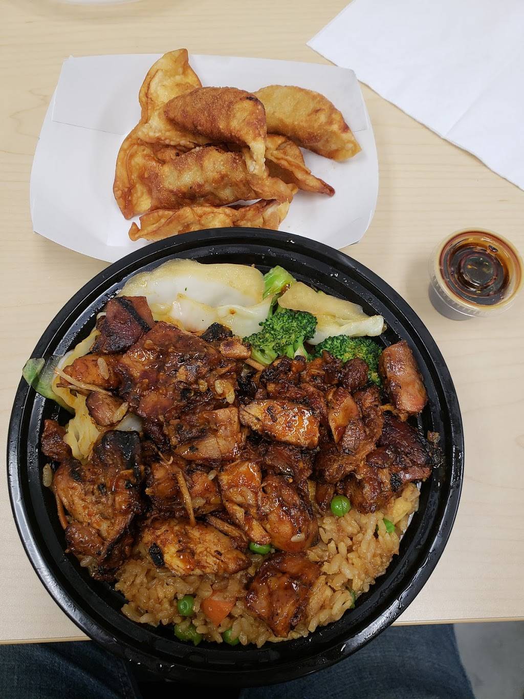 Teriyaki Madness | restaurant | 28880 Wixom Rd, Wixom, MI 48393, USA | 7348926850 OR +1 734-892-6850