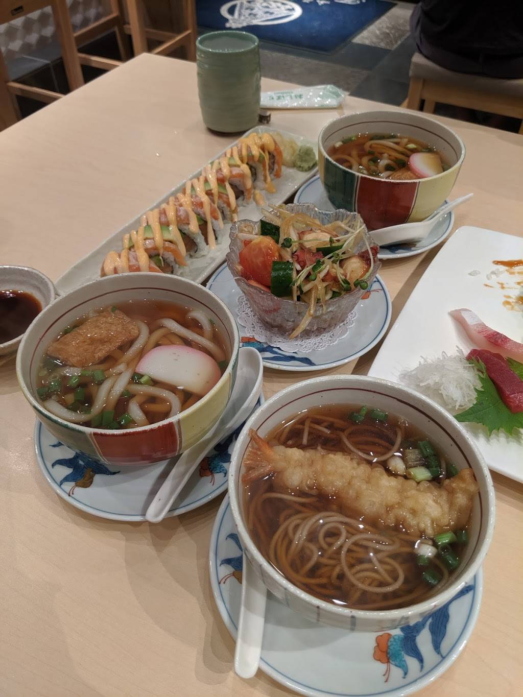 Furusato Sushi | restaurant | 2424 Kalakaua Ave, Honolulu, HI 96815, USA | 8089224991 OR +1 808-922-4991