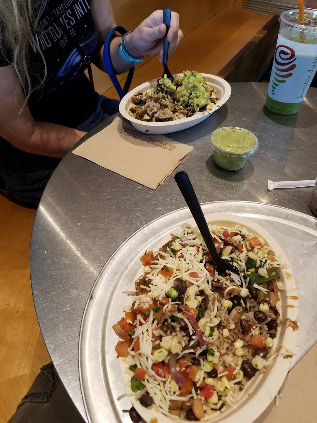 Chipotle Mexican Grill | restaurant | 1442 Hulsey Way, Manteca, CA 95336, USA | 2098231017 OR +1 209-823-1017