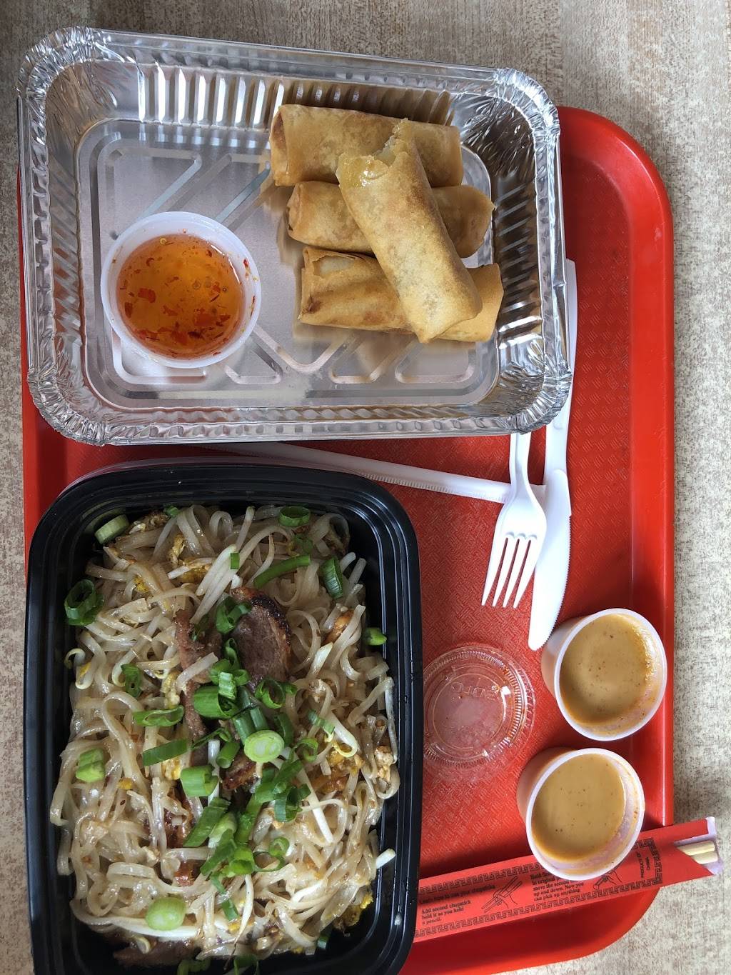 Charm Thai Bistro | restaurant | 412 Main St, Wakefield, MA 01880, USA | 7812241178 OR +1 781-224-1178