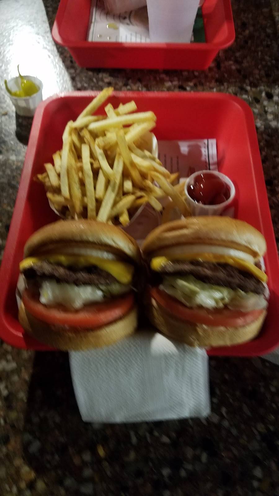 In-N-Out Burger | restaurant | 3020 El Camino Real, Tustin, CA 92782, USA | 8007861000 OR +1 800-786-1000