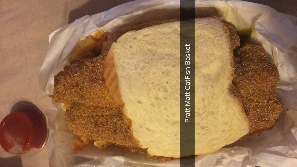 Phat Matts Hotwings & Fish | restaurant | 118 S Cockrell Hill Rd, DeSoto, TX 75115, USA | 9722749464 OR +1 972-274-9464