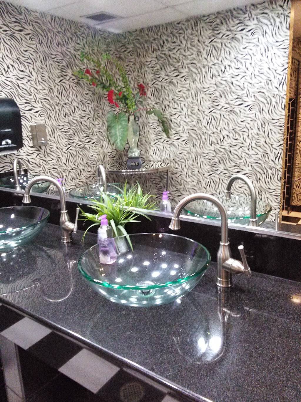 Roma Italian Bistro | restaurant | 8905 Mansfield Rd, Shreveport, LA 71118, USA | 3186865559 OR +1 318-686-5559