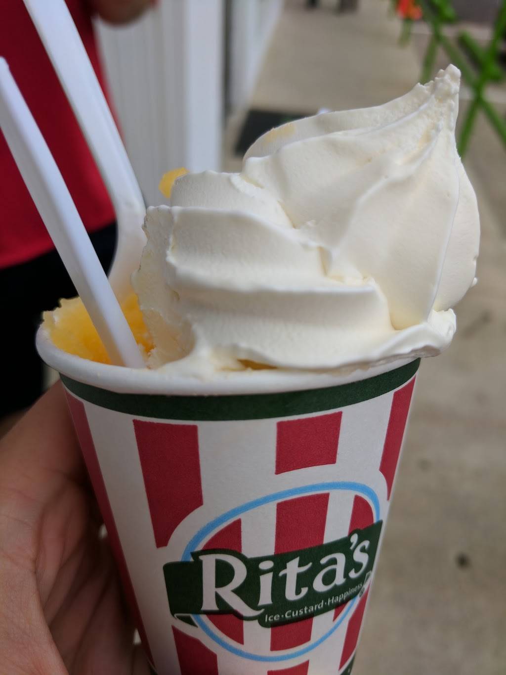 Ritas Italian Ice & Frozen Custard | restaurant | 8900 Baltimore Ave, College Park, MD 20740, USA | 3013455445 OR +1 301-345-5445