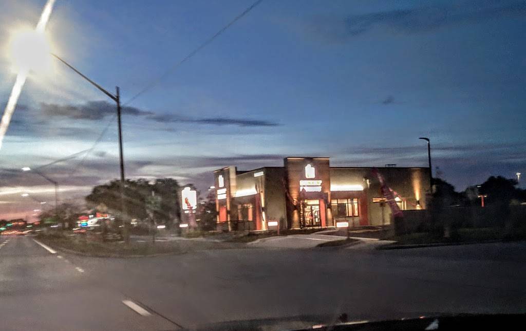 Dunkin | bakery | 1100 Tyrone Blvd N, St. Petersburg, FL 33710, USA | 7274406556 OR +1 727-440-6556