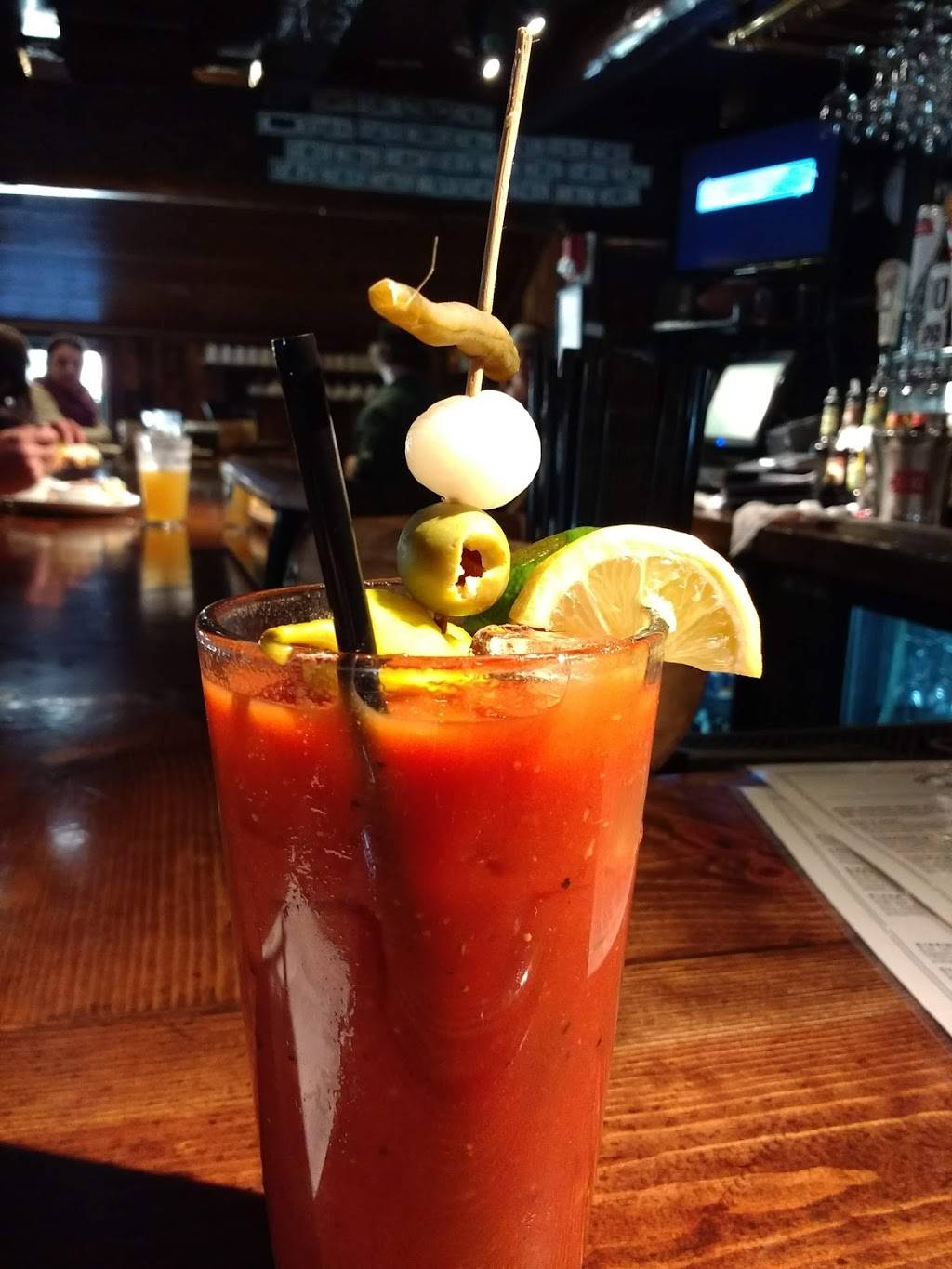 Kirkwood Inn and Saloon | restaurant | CA-88, Kirkwood, CA 95646, USA | 2092587304 OR +1 209-258-7304