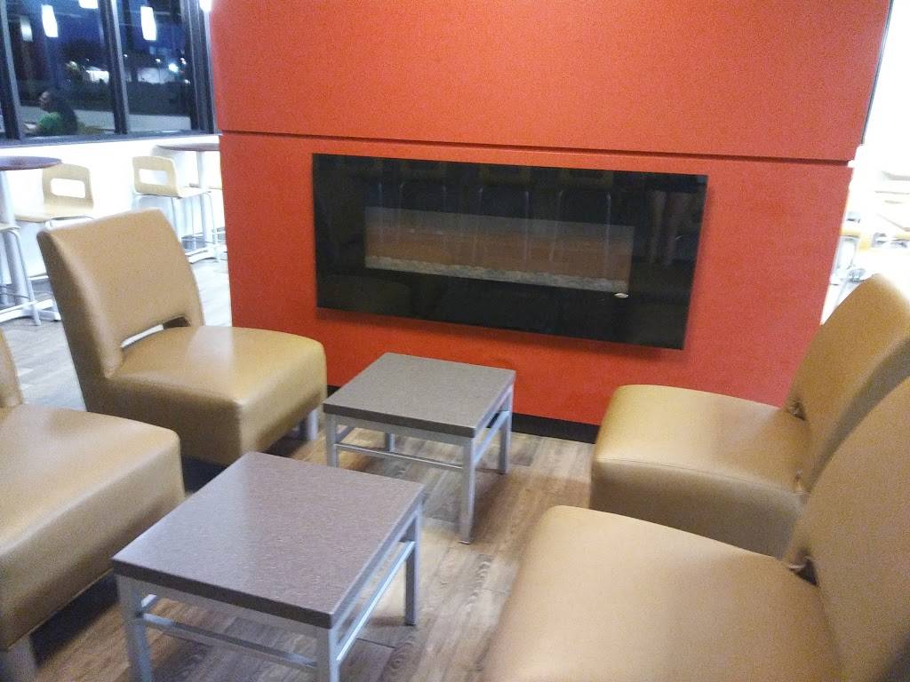 Wendys | restaurant | 3155 N Pine Ave, Ocala, FL 34475, USA | 3528671733 OR +1 352-867-1733