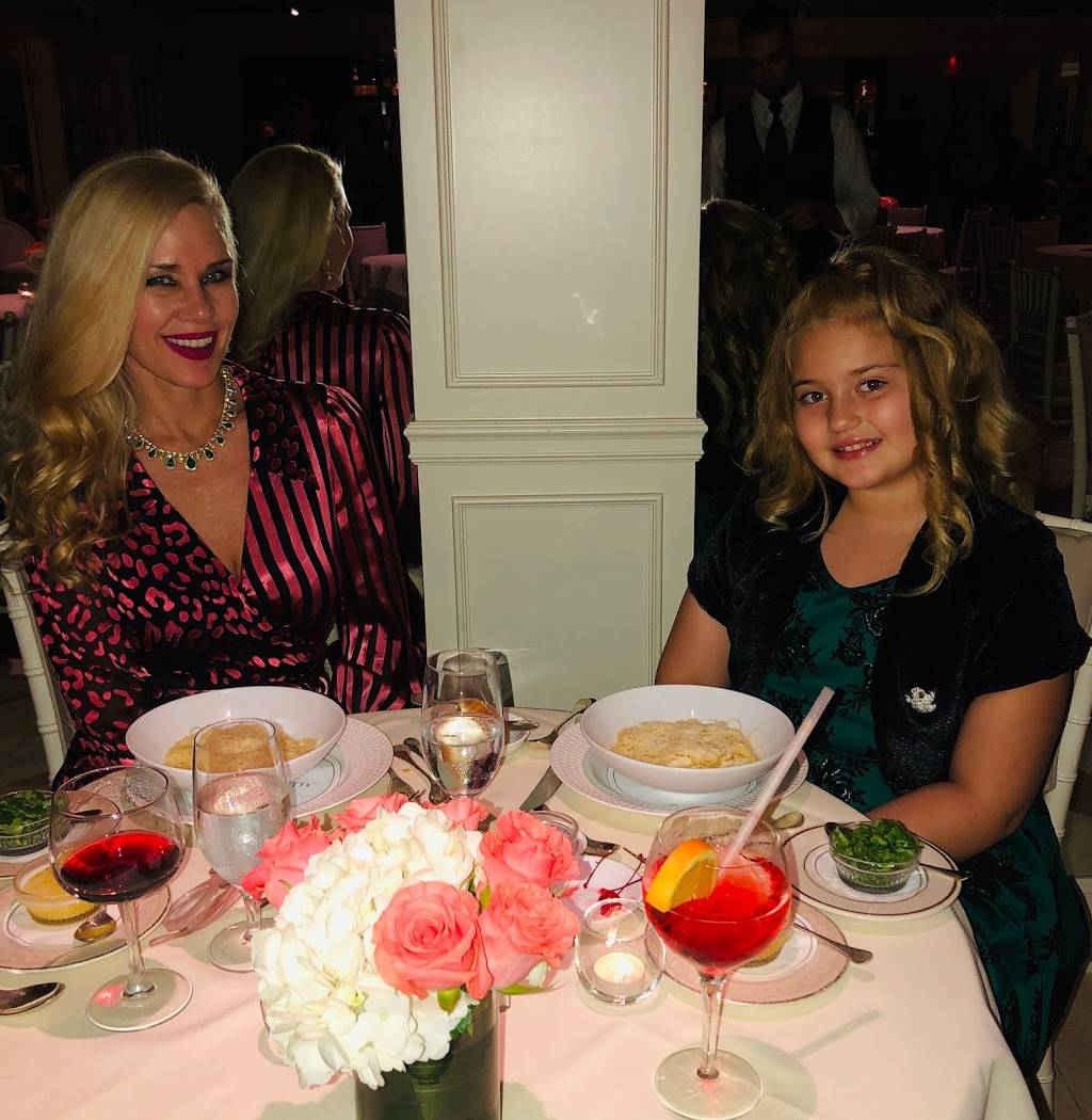 Club-Colette | restaurant | 215 Peruvian Ave, Palm Beach, FL 33480, USA | 5616590537 OR +1 561-659-0537