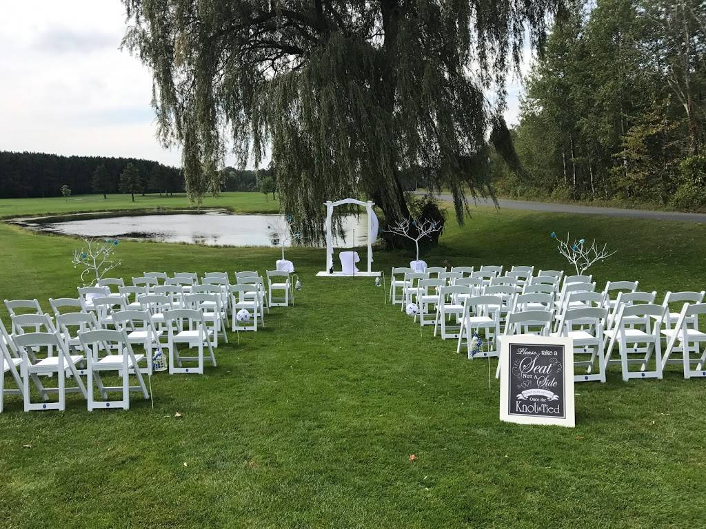 Glen Hills Golf Club | meal takeaway | 3127 Campground Ln, Glenwood City, WI 54013, USA | 7152654718 OR +1 715-265-4718