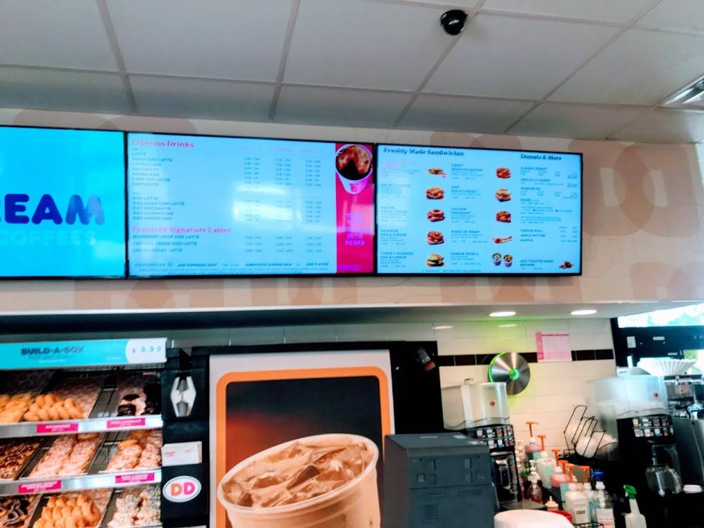 Dunkin | bakery | 273 W Hillsboro Blvd, Deerfield Beach, FL 33441, USA | 9545310709 OR +1 954-531-0709