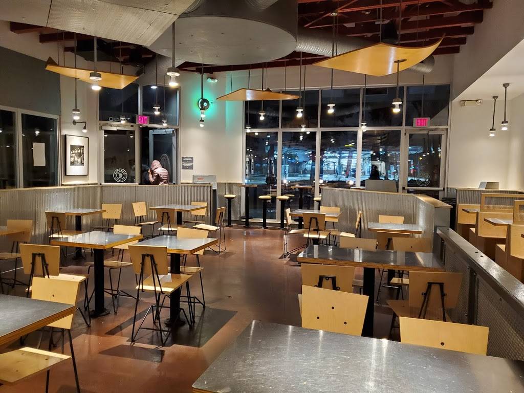 Chipotle Mexican Grill | restaurant | 7700 N Central Expy, Dallas, TX 75206, USA | 4692320963 OR +1 469-232-0963