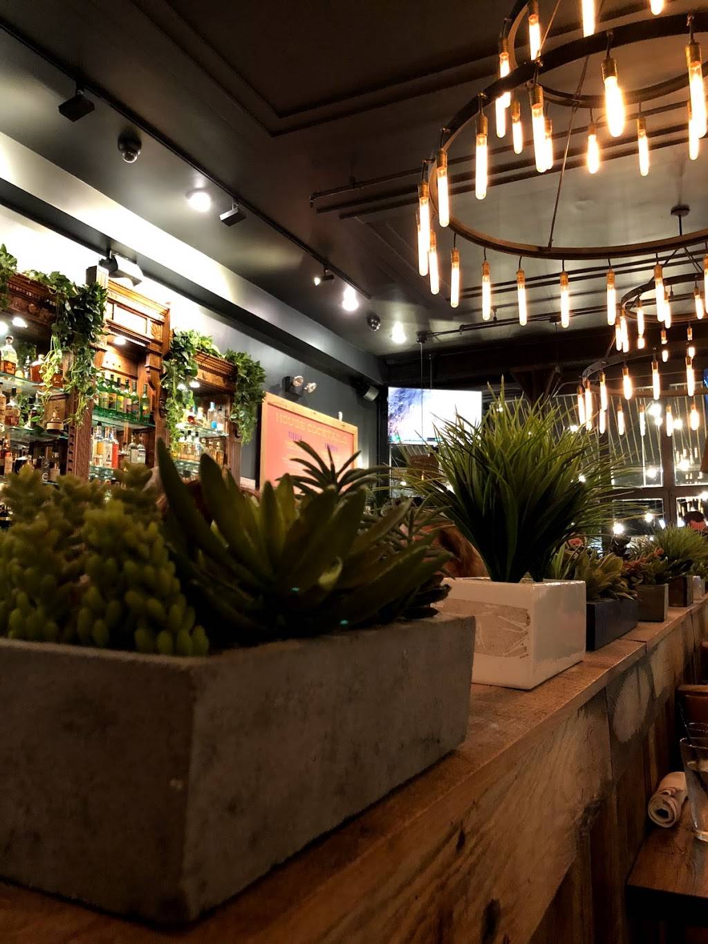 Mexicue | restaurant | 160 8th Ave, New York, NY 10011, USA | 6466493133 OR +1 646-649-3133