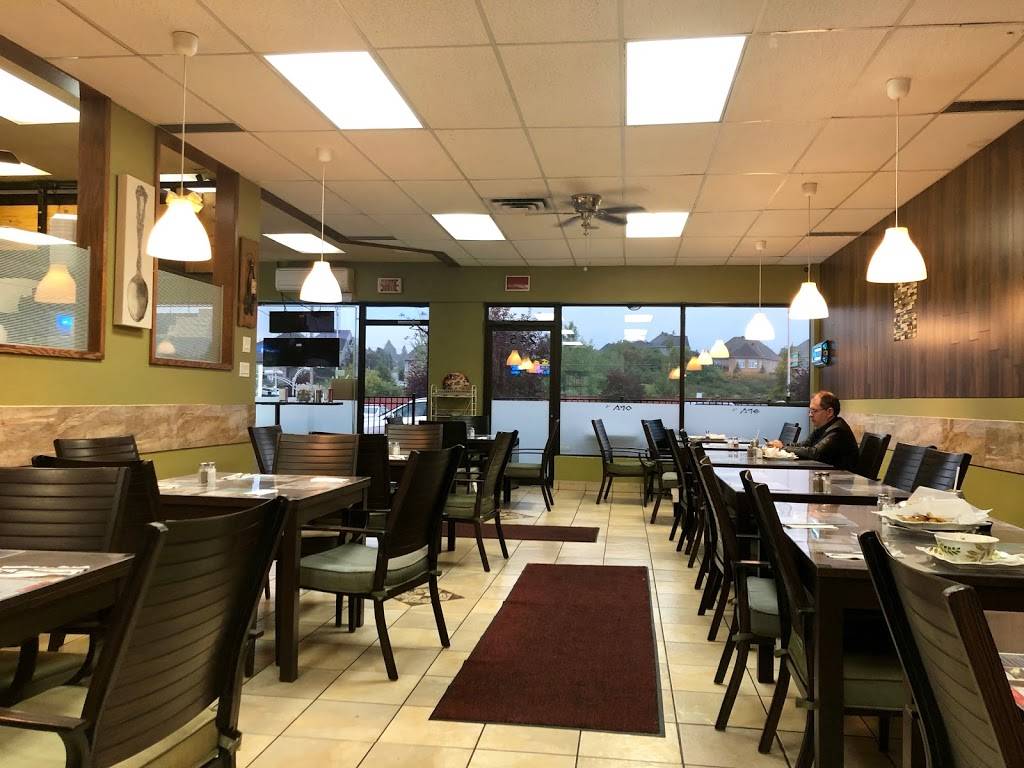 Roulas | restaurant | 245 Rue de Cannes, Gatineau, QC J8T 8C5, Canada | 8192465252 OR +1 819-246-5252