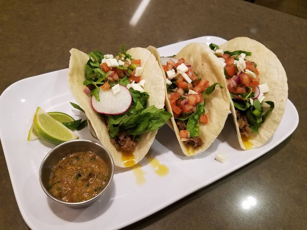 bAR wEST | restaurant | 8201 W Greenfield Ave, West Allis, WI 53214, USA | 4149780029 OR +1 414-978-0029