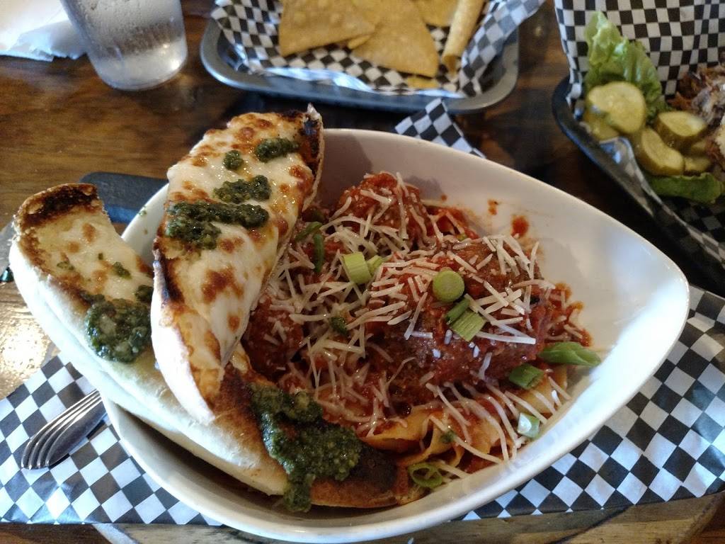 Smoke on the Water | restaurant | 77 Young St, Tonawanda, NY 14150, USA | 7166924227 OR +1 716-692-4227