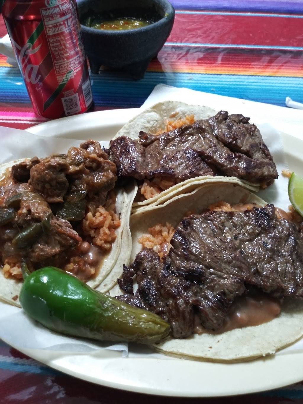 Victor Bueno | restaurant | 2057 W Cermak Rd, Chicago, IL 60608, USA | 7733765109 OR +1 773-376-5109