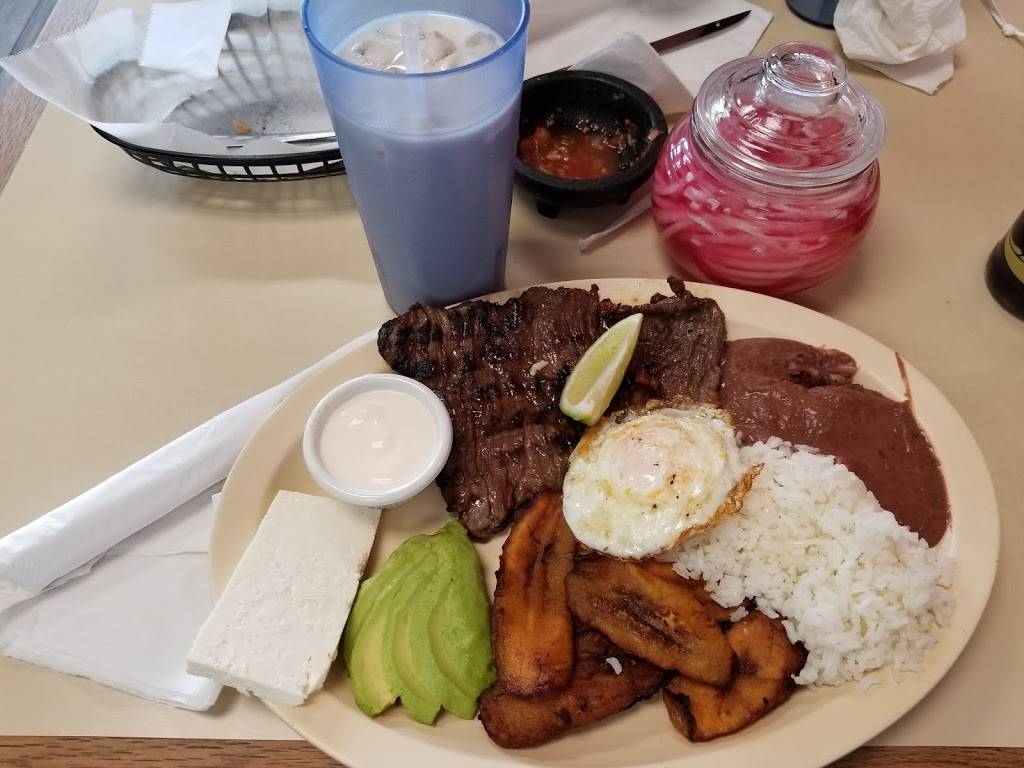 Super Pollo | restaurant | 4614 W Diversey Ave, Chicago, IL 60639, USA | 7737250700 OR +1 773-725-0700