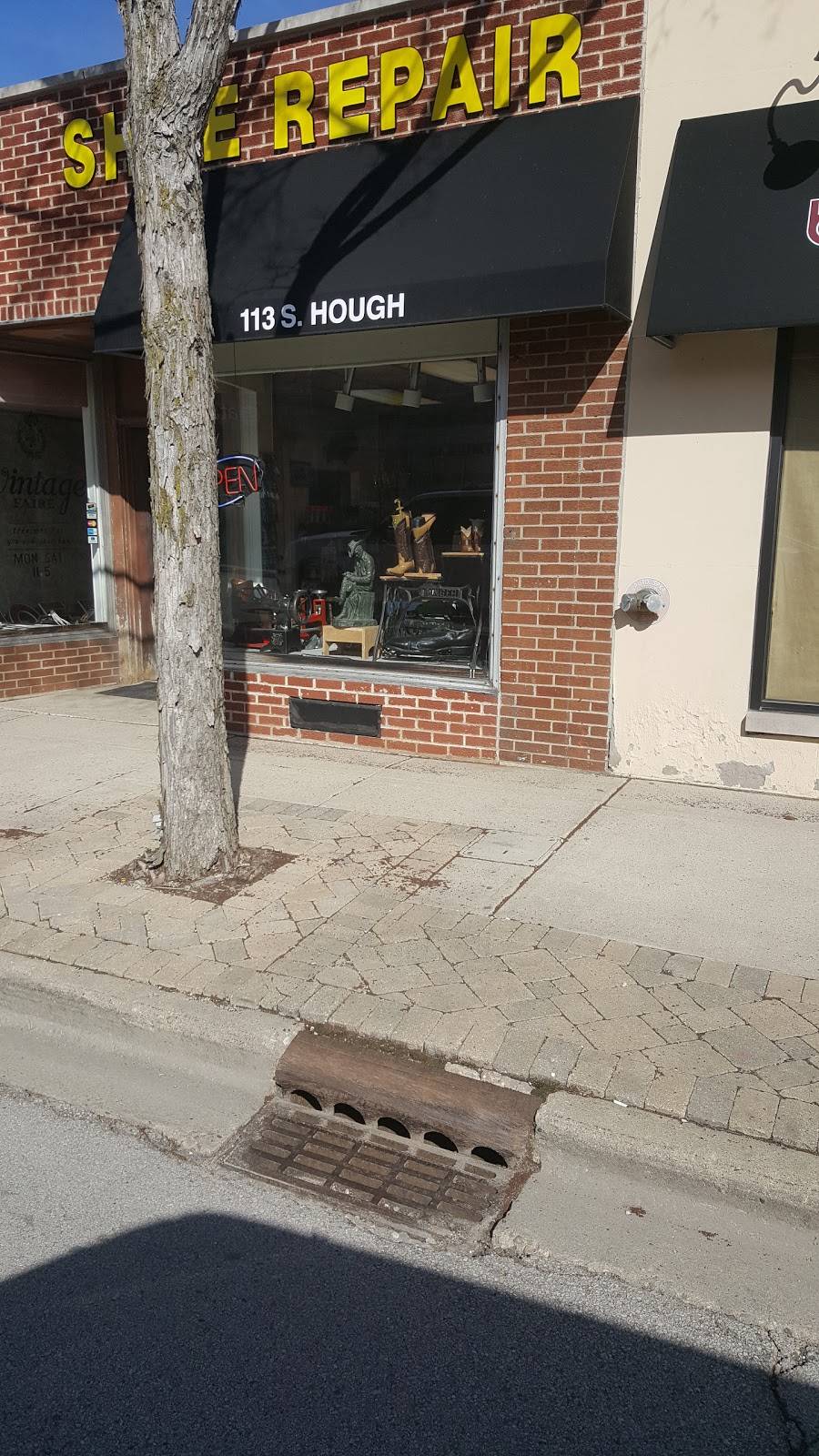 Coopers Pizza | restaurant | 117 S Hough St, Barrington, IL 60010, USA | 8478421100 OR +1 847-842-1100