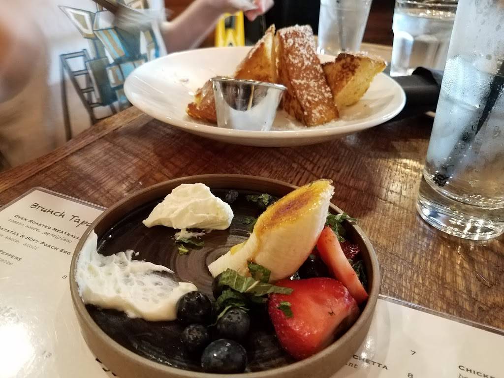 Mia Italian Tapas & Bar | restaurant | 11420 Rock Rose Ave #120, Austin, TX 78758, USA | 5122159598 OR +1 512-215-9598