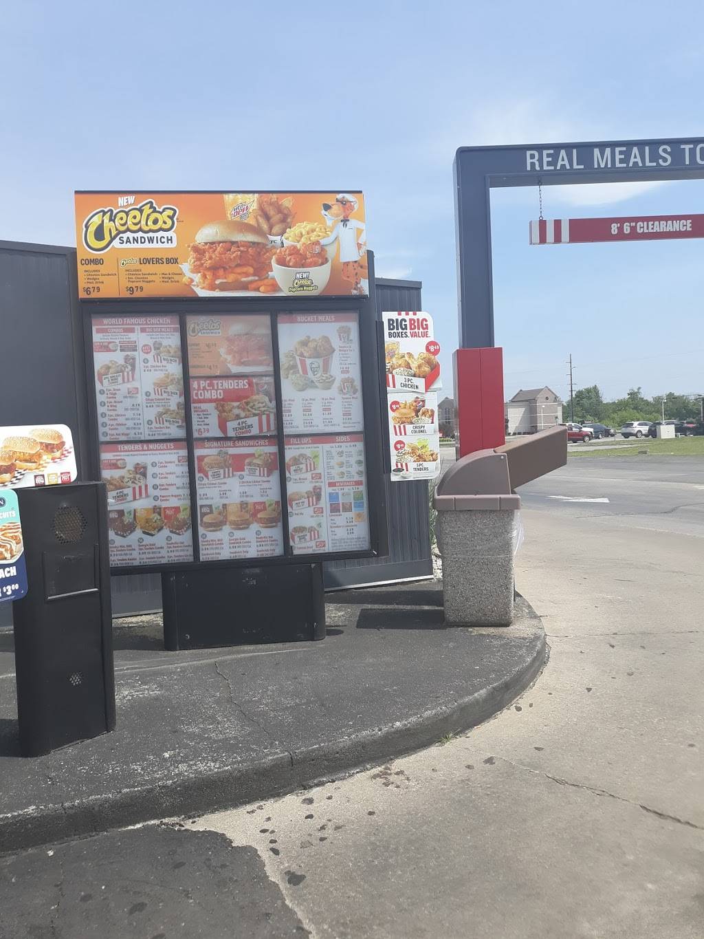 KFC | restaurant | 9230 Birch Run Rd, Birch Run, MI 48415, USA | 9896240380 OR +1 989-624-0380