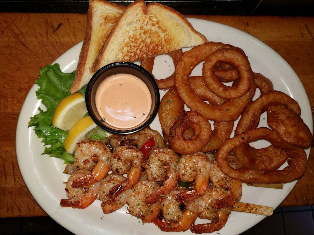 Embers Bar & Grill | restaurant | 1370 W Chicago Blvd, Tecumseh, MI 49286, USA | 5174232601 OR +1 517-423-2601