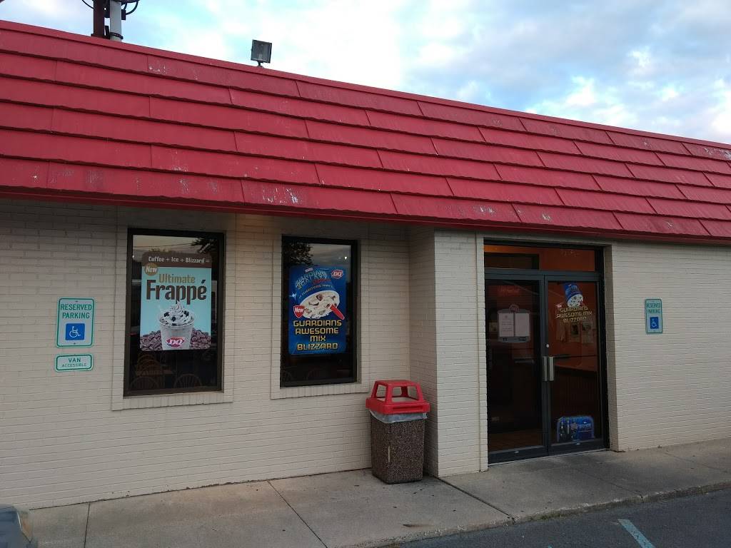 Dairy Queen | restaurant | 526 W 4th St, Lewistown, PA 17044, USA | 7172489772 OR +1 717-248-9772