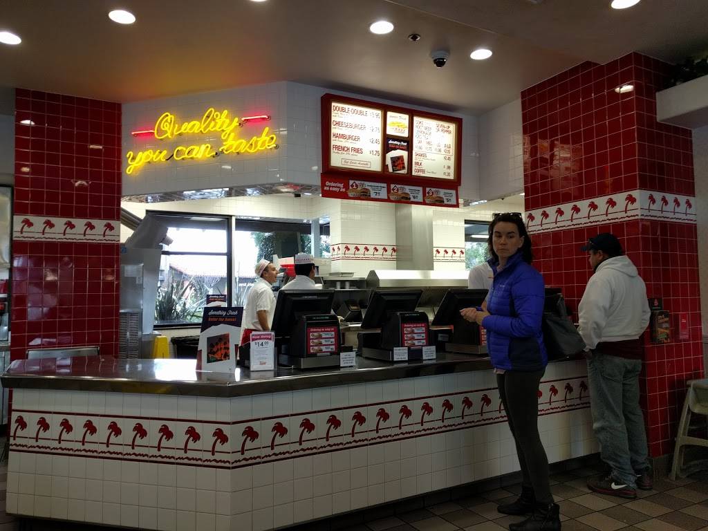 In-N-Out Burger | restaurant | 798 Redwood Hwy, Mill Valley, CA 94941, USA | 8007861000 OR +1 800-786-1000
