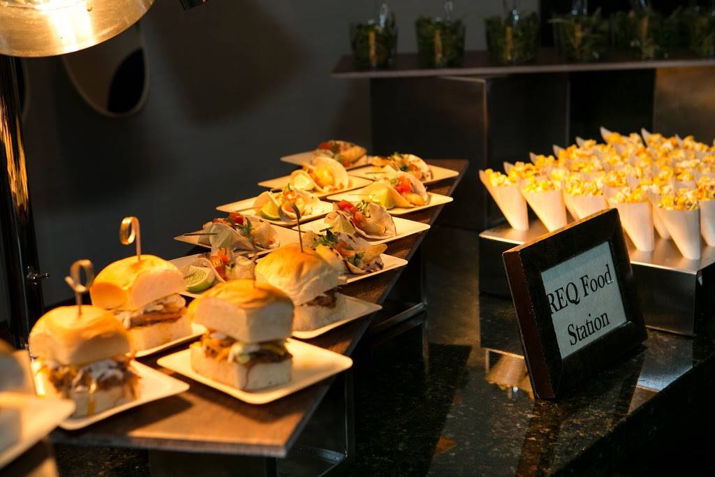 Sinder Lounge | restaurant | 4100 Admiralty Way, Marina Del Rey, CA 90292, USA | 3104484815 OR +1 310-448-4815