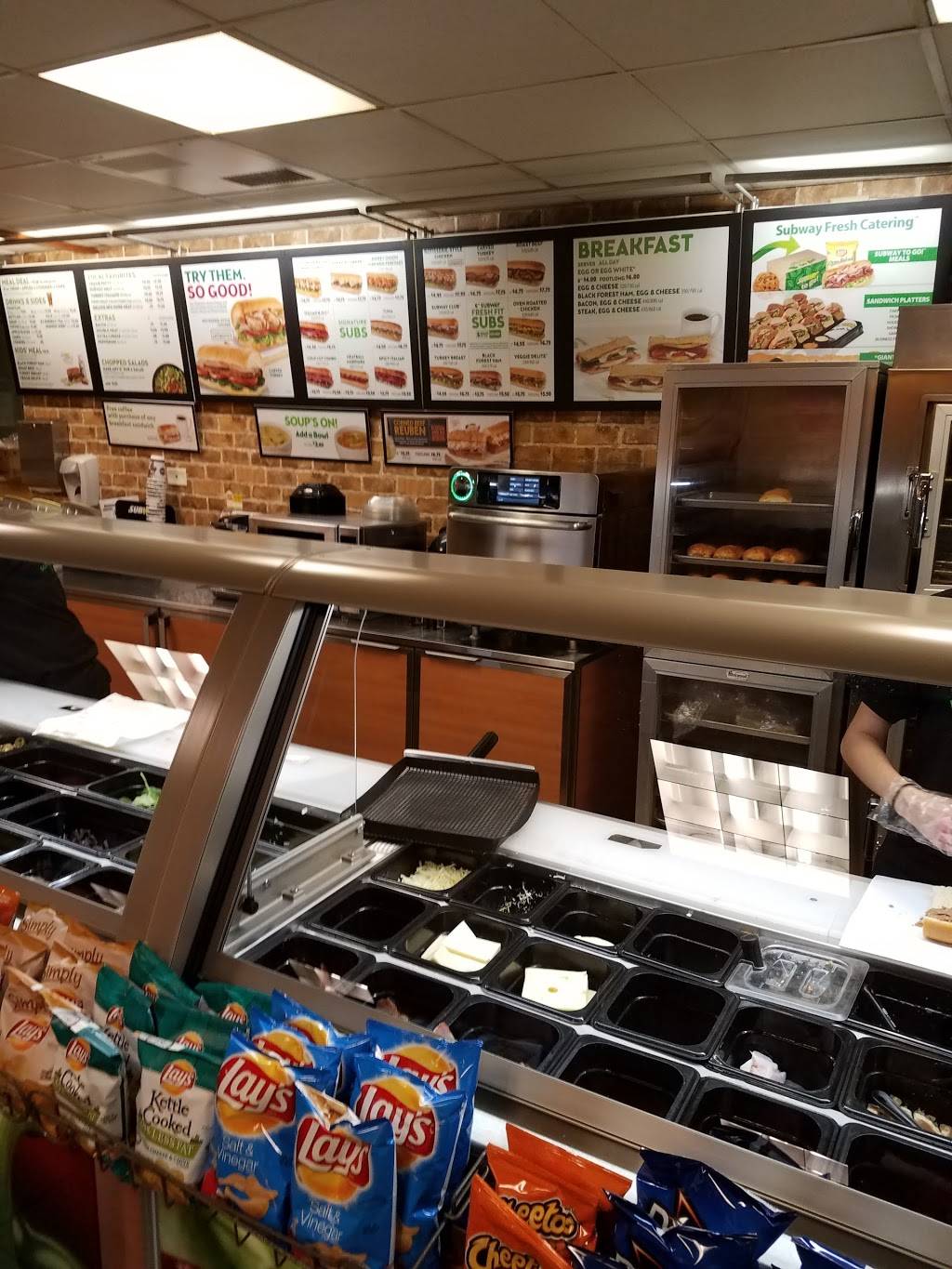 Subway | restaurant | 1840 Amherst St, Winchester, VA 22601, USA | 5407732529 OR +1 540-773-2529