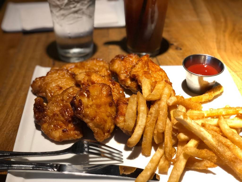 Bonchon Navy Yard | restaurant | 1015 Half St SE, Washington, DC 20003, USA | 2024884000 OR +1 202-488-4000