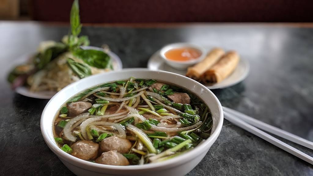 Noodle House | restaurant | 2004 N Broadwell Ave, Grand Island, NE 68803, USA | 3086752588 OR +1 308-675-2588