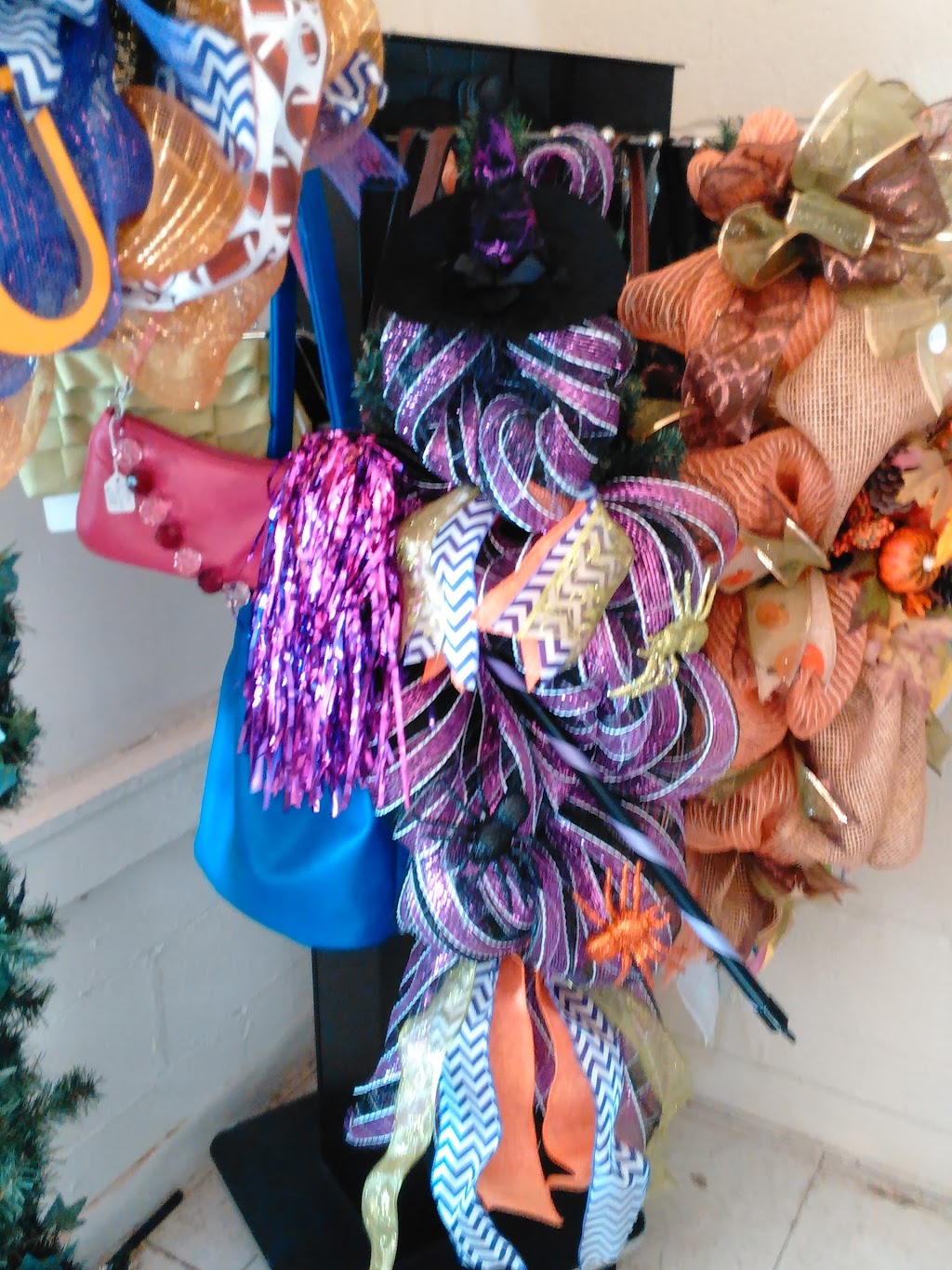 Thrift & Spin | meal takeaway | 509 N Texas St, DeRidder, LA 70634, USA | 3372213016 OR +1 337-221-3016