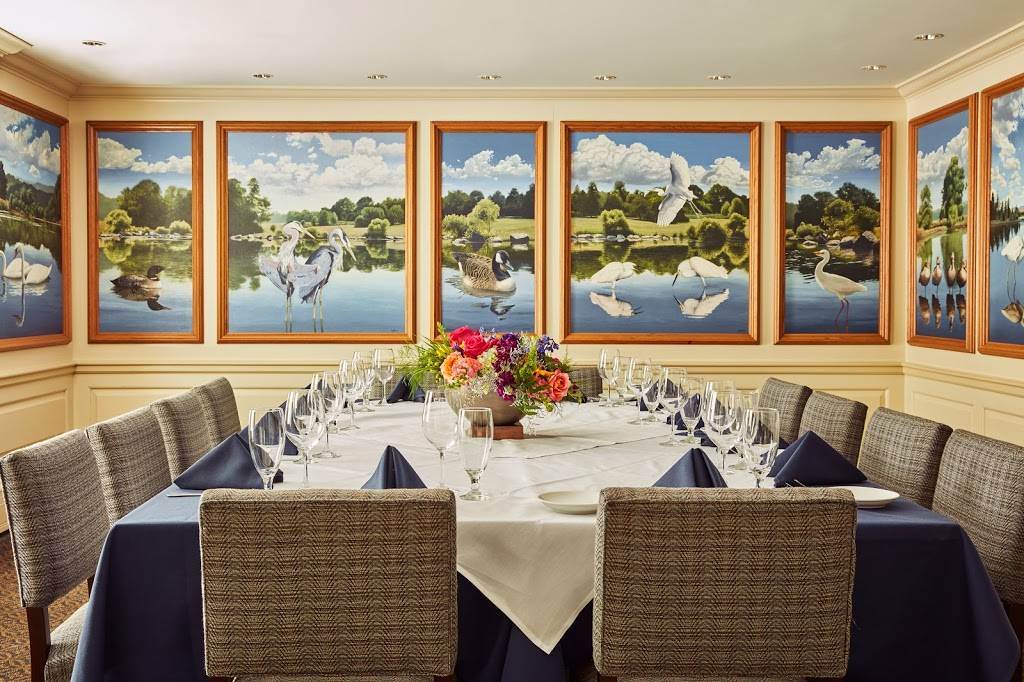 Blue Bell Inn | restaurant | 601 W Skippack Pike, Blue Bell, PA 19422, USA | 2156462010 OR +1 215-646-2010