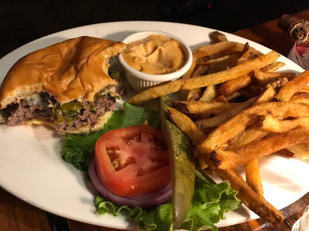 Shellys Back Room | restaurant | 1331 F St NW, Washington, DC 20004, USA | 2027373003 OR +1 202-737-3003