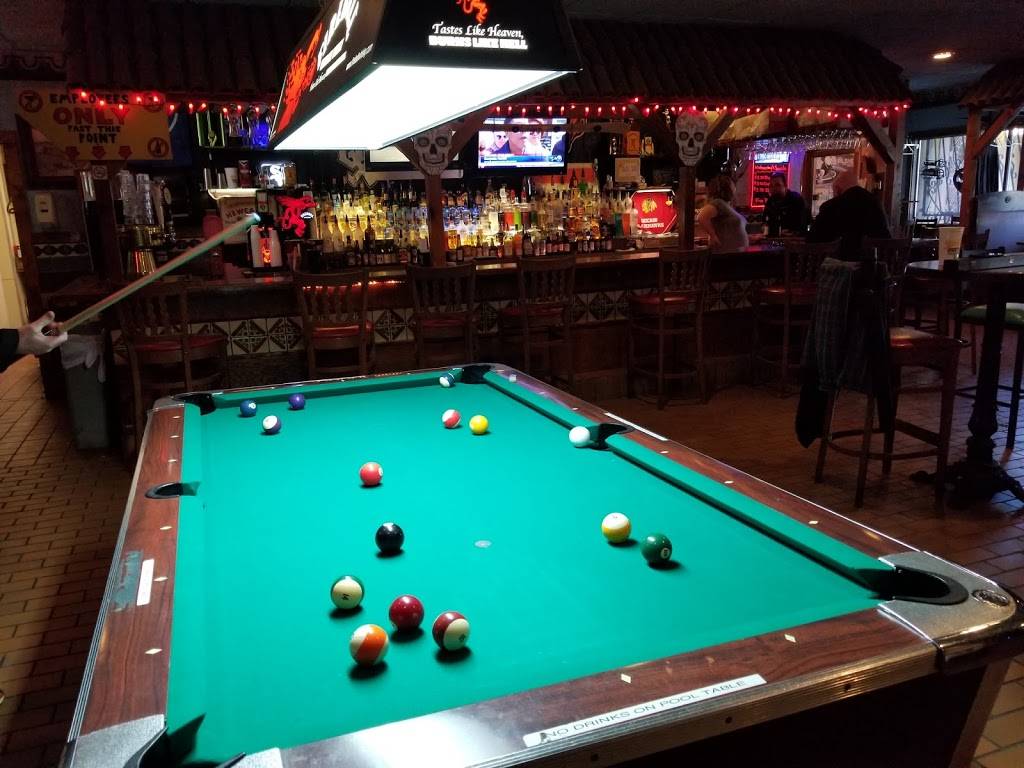 Pepes Mexican Restaurant | restaurant | 1058 South, IN-2, Valparaiso, IN 46385, USA | 2194650205 OR +1 219-465-0205