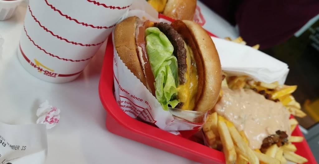 In-N-Out Burger | restaurant | 1881 N Livermore Ave, Livermore, CA 94550, USA | 8007861000 OR +1 800-786-1000