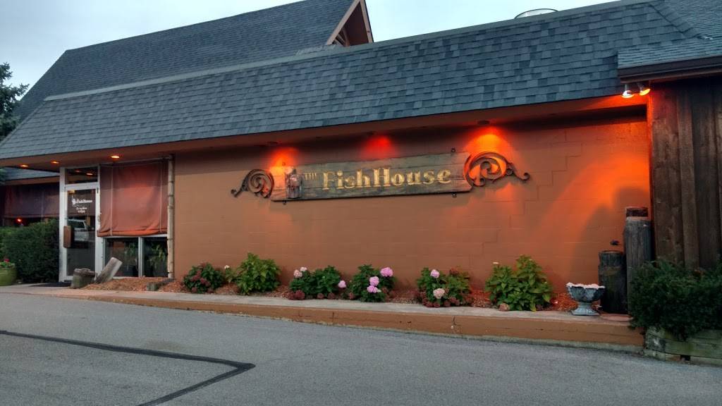 Fish House | restaurant | 4919 N University St, Peoria, IL 61614, USA | 3096919358 OR +1 309-691-9358
