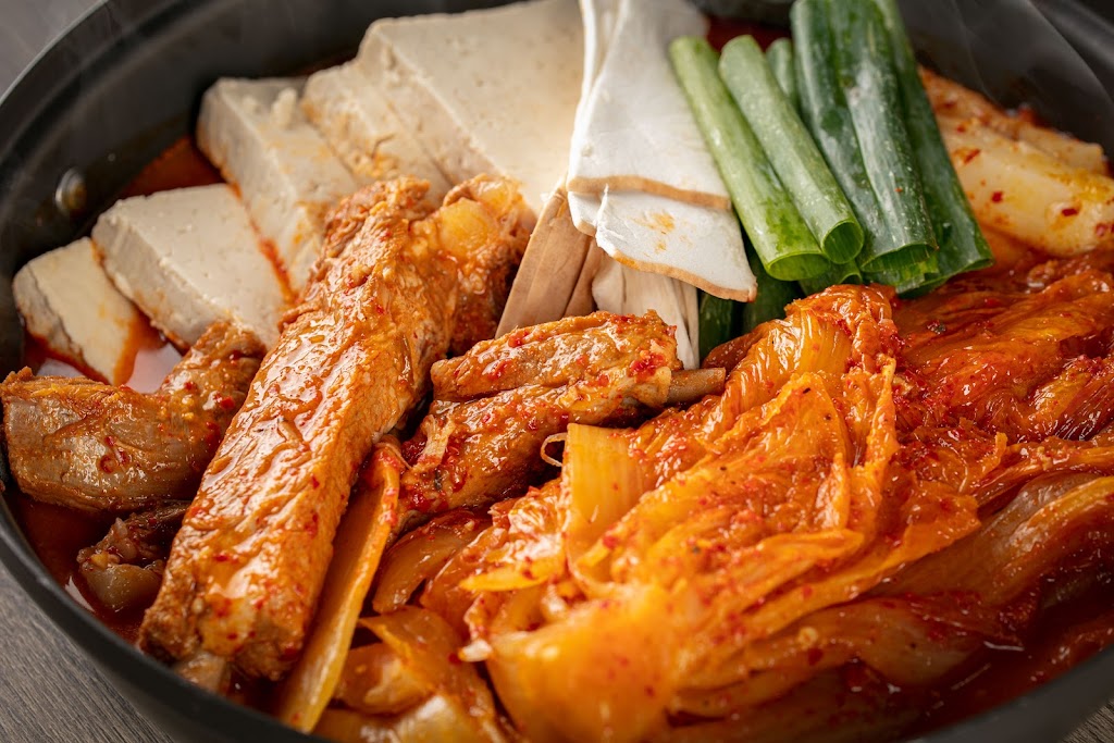 Wooga Sullungtang | meal takeaway | 1630 W Redondo Beach Blvd Suite #22, Gardena, CA 90247, USA | 3104007563 OR +1 310-400-7563