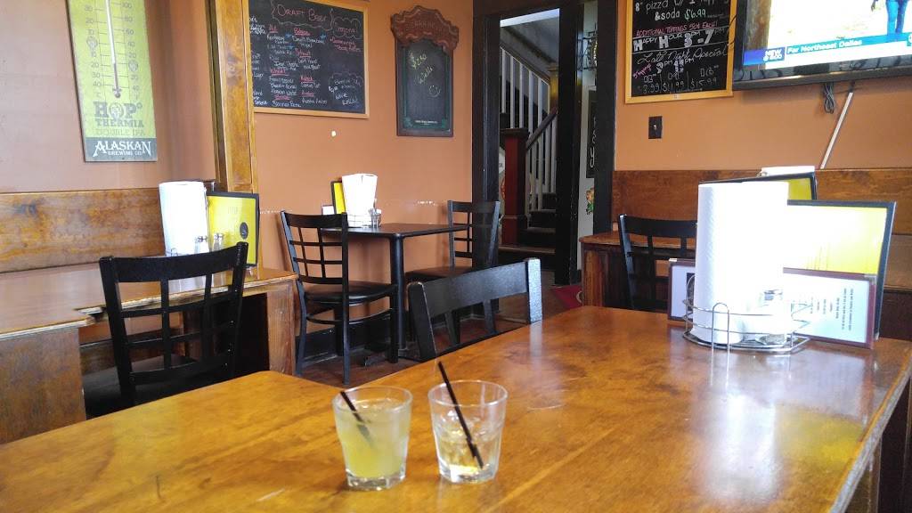 Old School Pizza Tavern | restaurant | 603 W Abram St, Arlington, TX 76010, USA | 6823234441 OR +1 682-323-4441