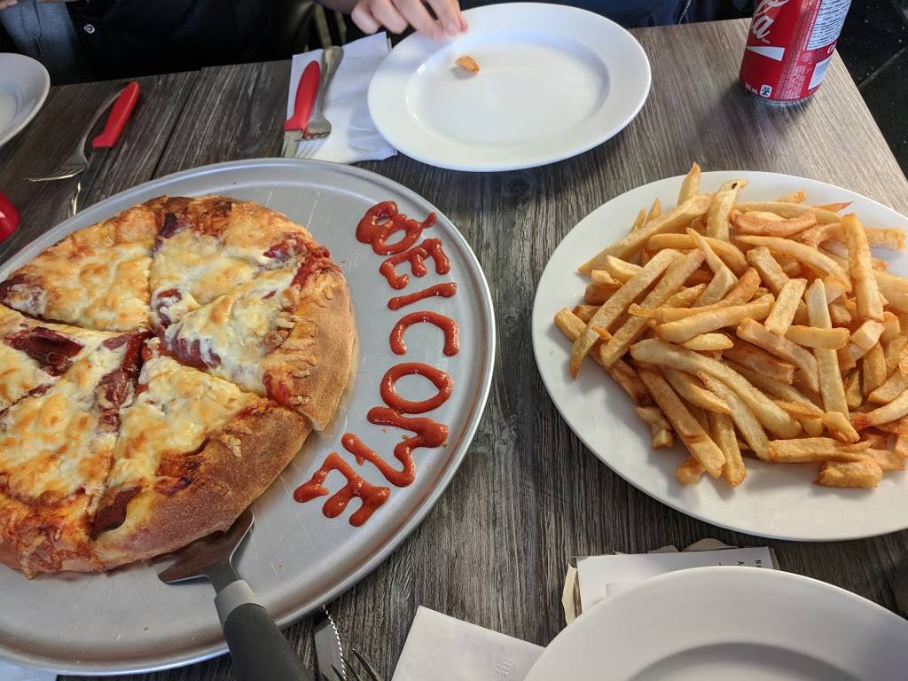 Louis Pizza Express Orleans | meal takeaway | 1600 Forest Valley Dr, Orléans, ON K1C 6X7, Canada | 6138375000 OR +1 613-837-5000