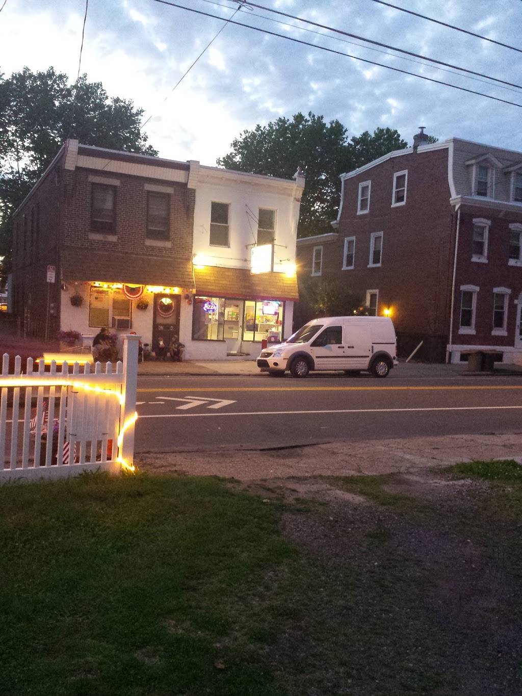 Bridesburg Pizza | restaurant | 4776 Richmond St, Philadelphia, PA 19137, USA | 2152887292 OR +1 215-288-7292