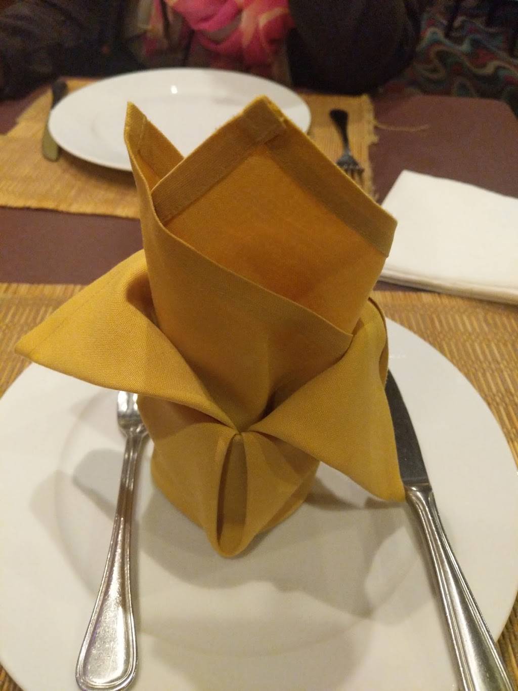 Krua Khun Yah Thai Restaurant | restaurant | 325 Pond St, Ashland, MA 01721, USA | 5088814200 OR +1 508-881-4200