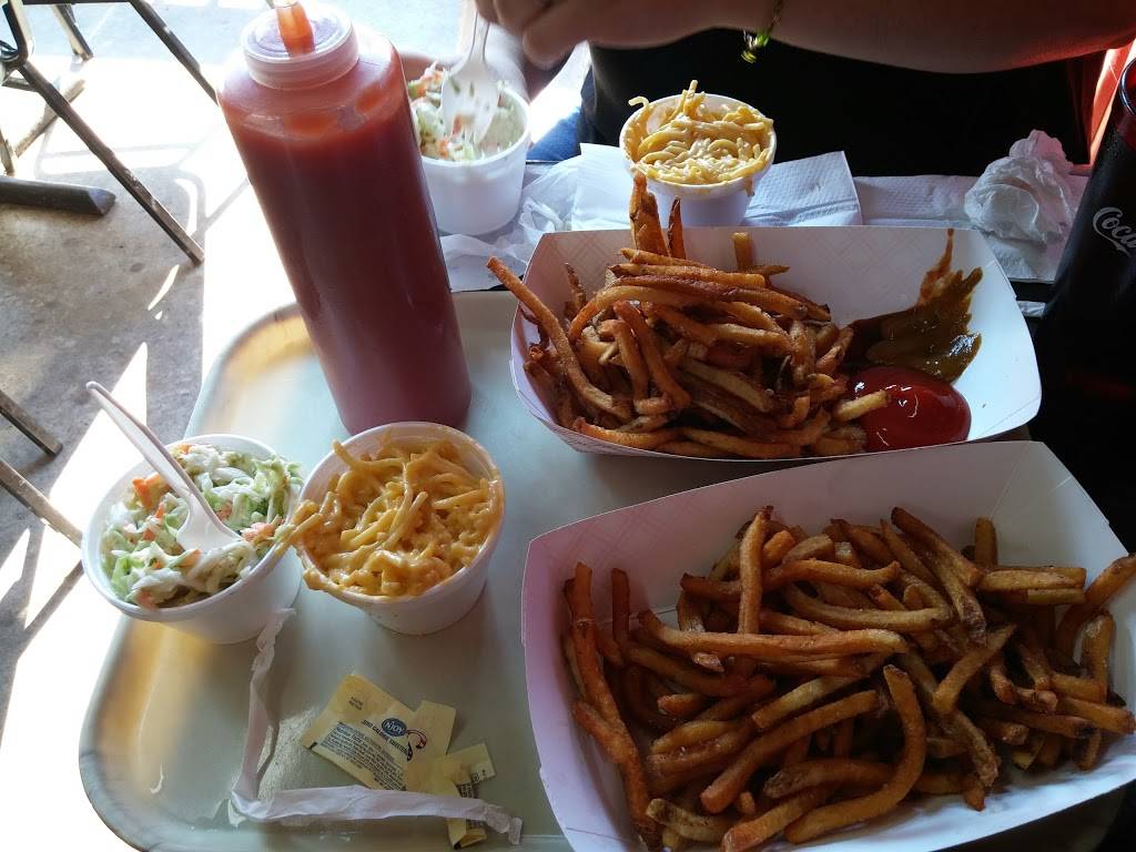 Oak Hill Barbecue | restaurant | 60 N Columbus St, Sunbury, OH 43074, USA | 7409654227 OR +1 740-965-4227