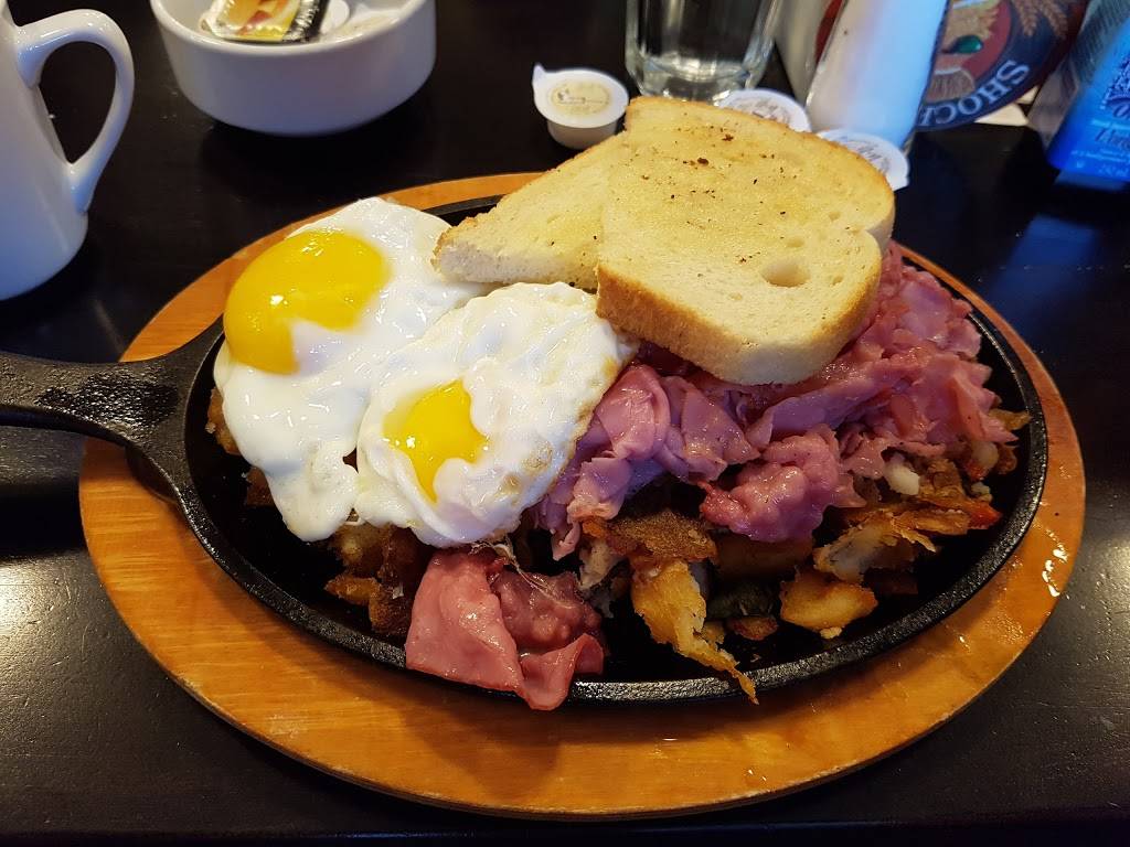 Charles Dickens Pub | restaurant | 505 Dundas St, Woodstock, ON N4S 1C4, Canada | 5194212218 OR +1 519-421-2218