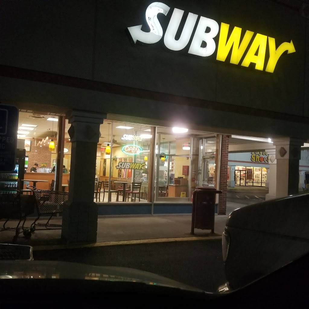 Subway | restaurant | 90 B River St, Waltham, MA 02453, USA | 7813981700 OR +1 781-398-1700
